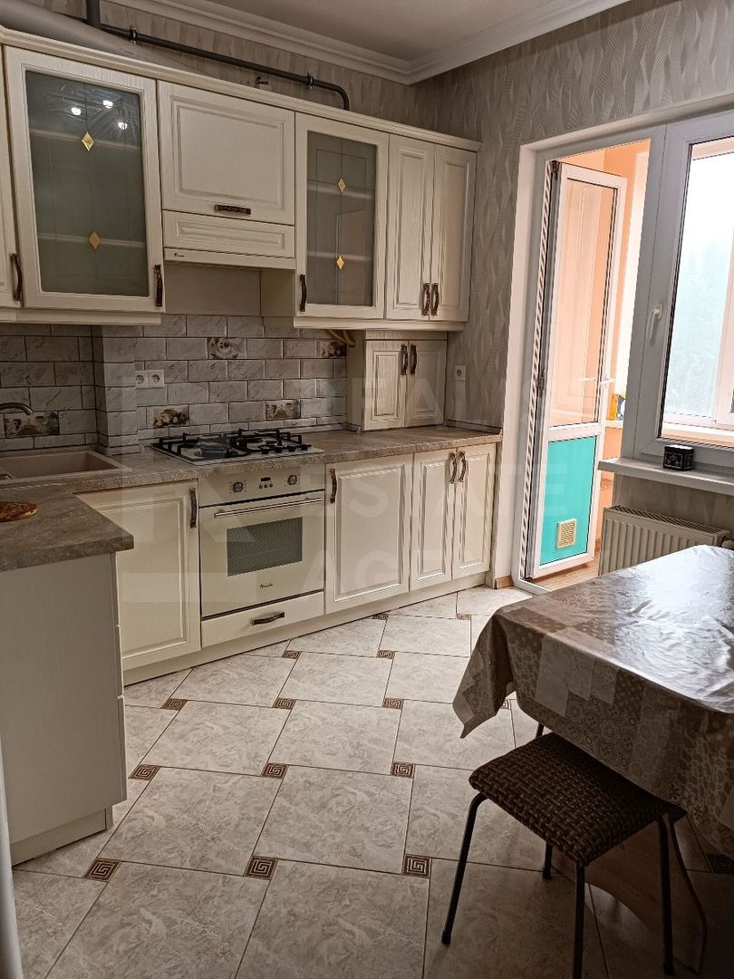 Chirie, apartament, 2 camere, strada Vasile Alecsandri, Centru - Poză 1