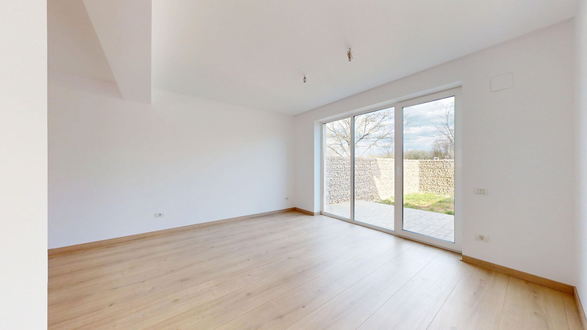 Casa Finalizata Metro Voluntari Finisaje Complete Pompa Caldura - Poză 1