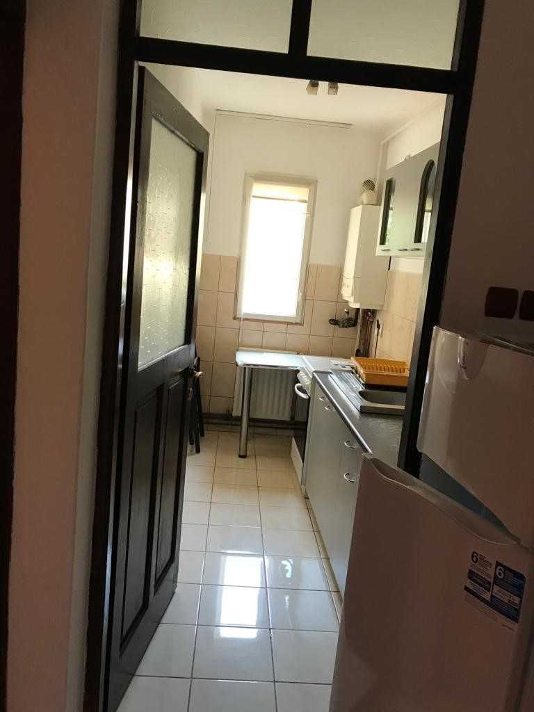 Apartament cu 2 camere de inchiriat, in Cetate - Poză 4