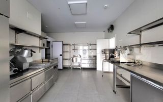 Restaurant in zona Coresi cu finisaje premium - 224 mp # plus-imo.ro - Poză 12