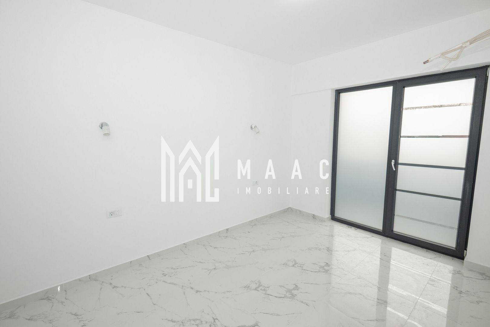 APARTAMENT 2 CAMERE MOBILAT| PARCARE INCLUSA| BLOC 2025 - Poză 7