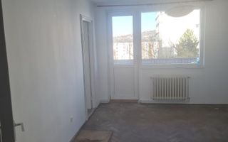De vânzare apartament 2 camere - Poză 2