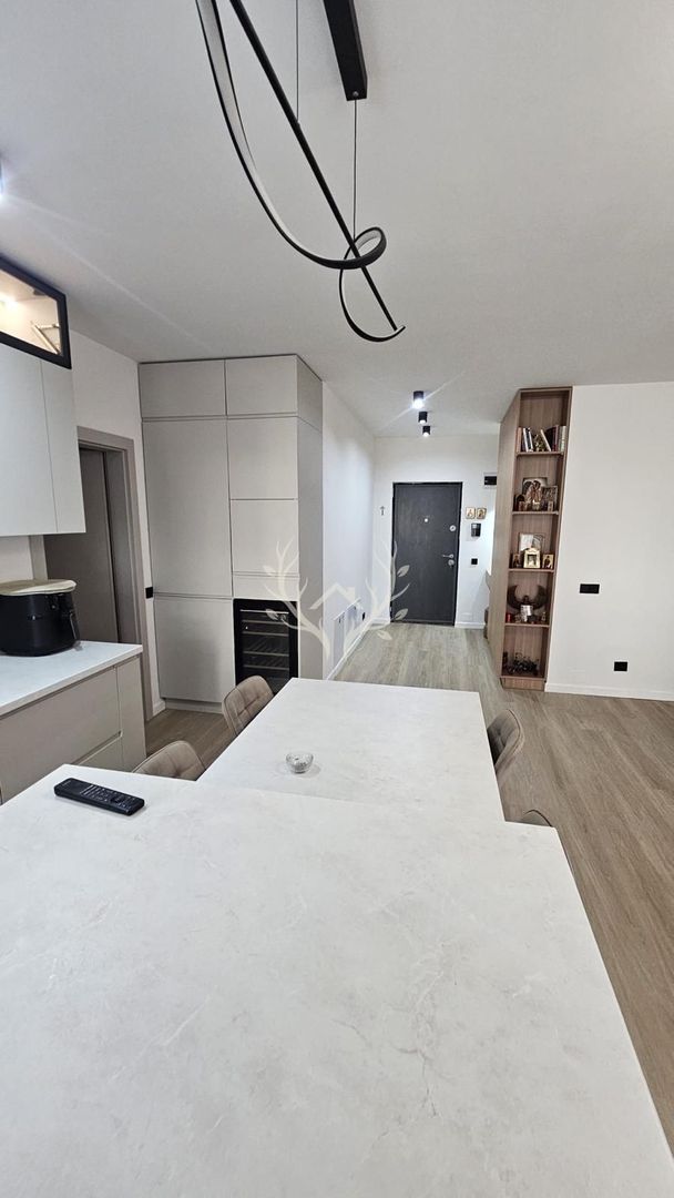 Apartament cu 3 camere si terasa de 82 mp - zona Vivo Floresti - Poză 9