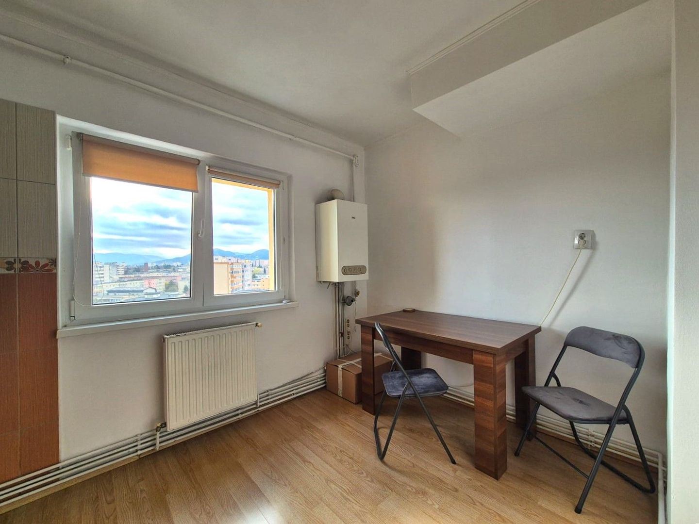 La 5 minute de Centru  - garsoniera spațioasă, pet friendly, priveliste frumoasă - Poză 13