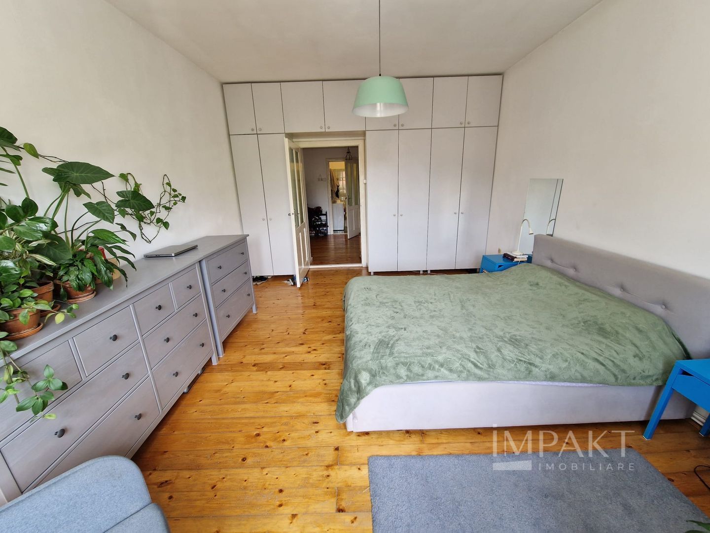 Apartament decomandat cu 2 camere la casa in Bulgaria - Poză 6