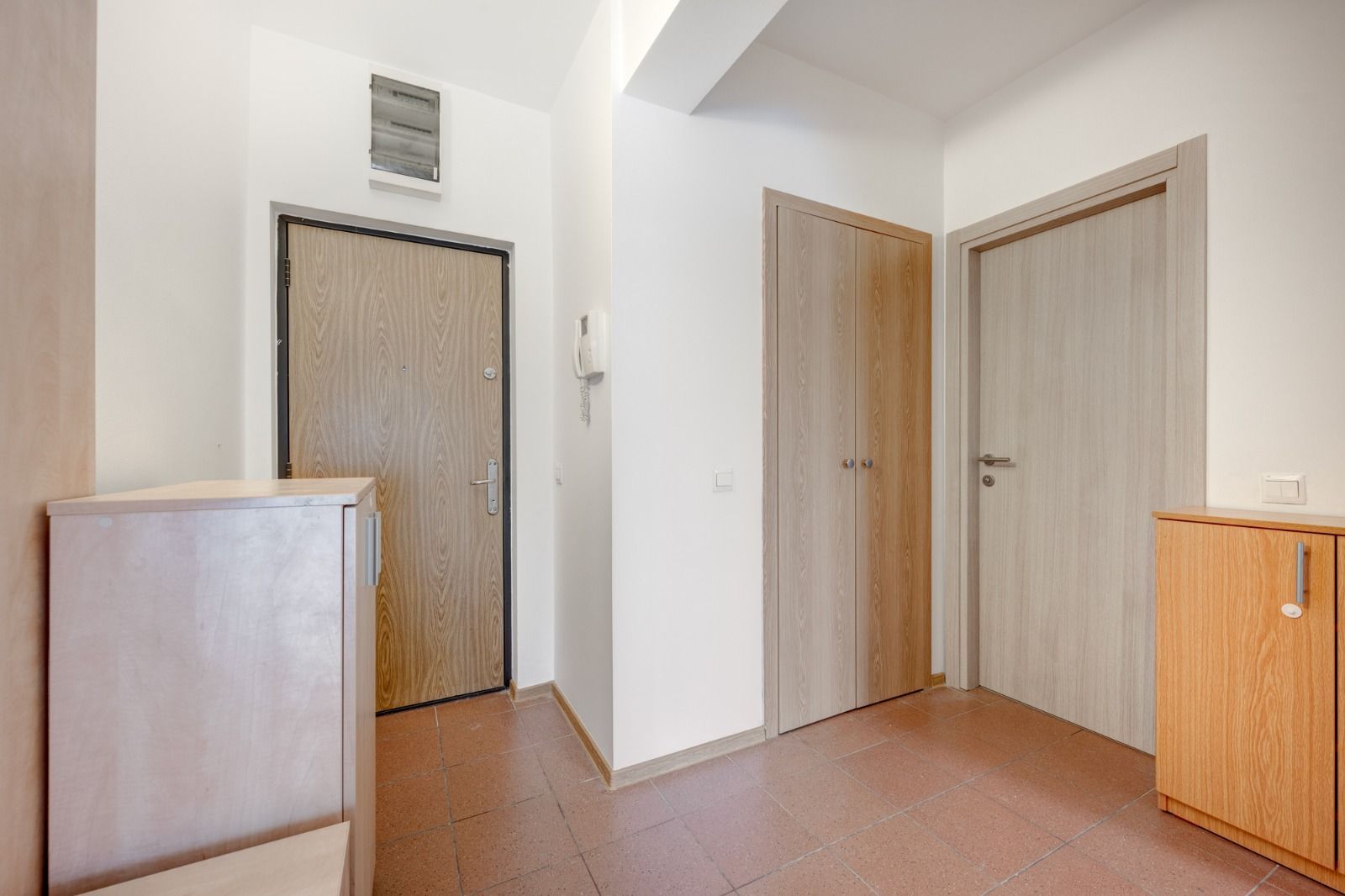 AP. 2 CAMERE DRISTOR, LOC PARCARE, MASINA SPALAT VASE, MODERN, METROU - Poză 11