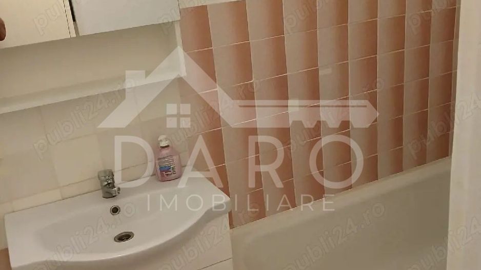 Apartament 1 camera FOARTE SPATIOS - Poză 4