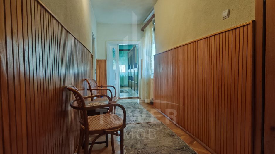 Casă individuală cu 3 camere, curte , în Sibiu, zona Lupeni - Poză 13
