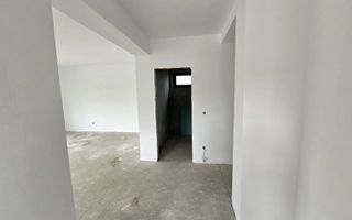 Casa semifinisata, 4 camere, 393 mp teren,  Barabant - Poză 3