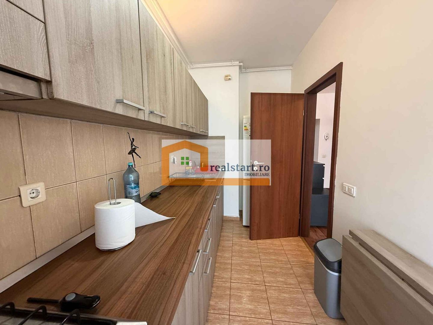 Rasarit de Soare, et8/11, Auchan Titan, disponibil imediat - Poză 20