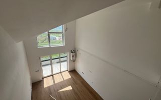 Apartament 4 camere, suprafata generoasa - Poză 6