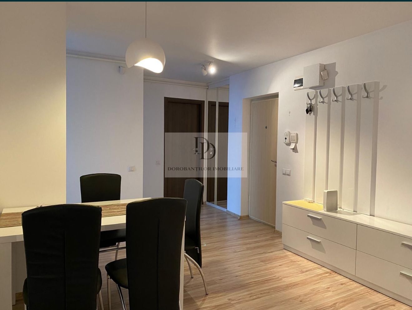 Chirie 2 camere - Poză 2