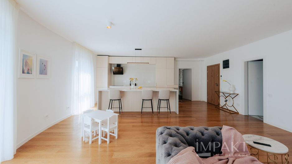 Apartament deosebit cu 4 camere la 5 minute de UMF - Poză 3