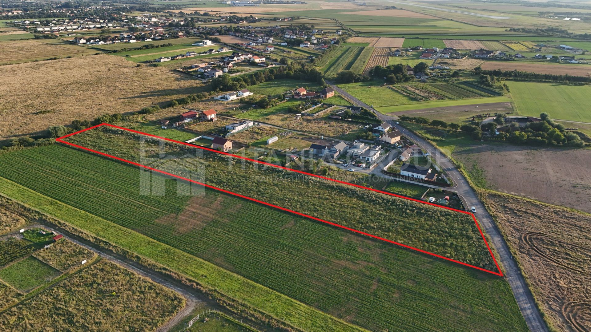 Teren intravilan cu PUZ aprobat, acces drum asfaltat - Str. Bârsei Stupini - Poză 2