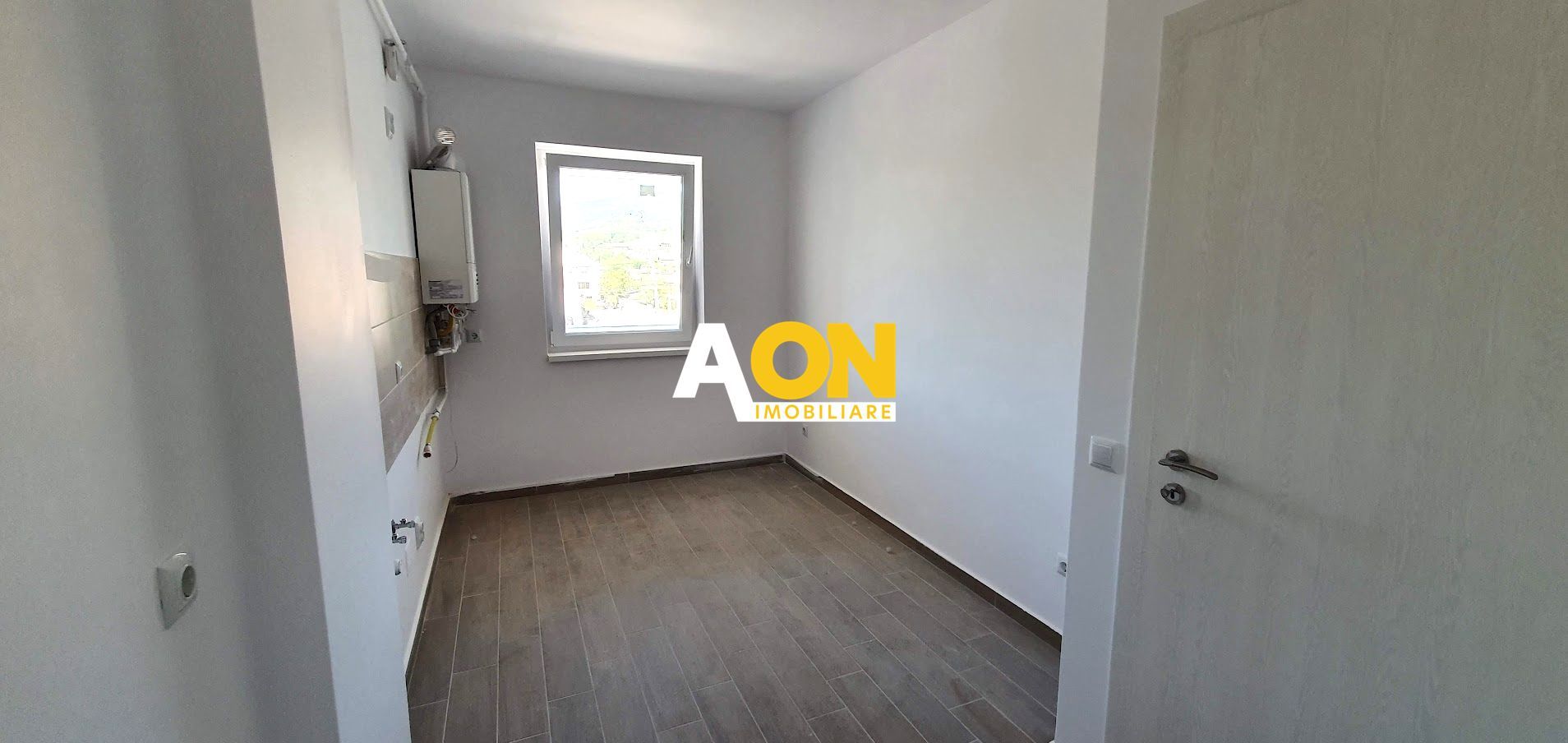 Apartament cu 1 camera, 42 mp utili, cu balcon, etaj 1, bloc nou - Poză 6