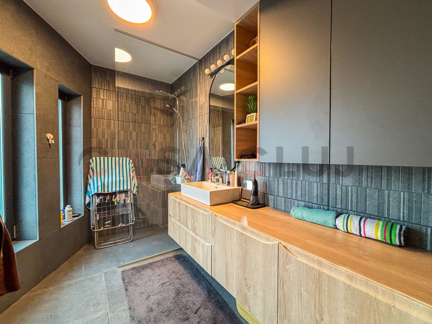 Duplex spatios la cheie - Finisaje Premium - Buna Ziua - Poză 7