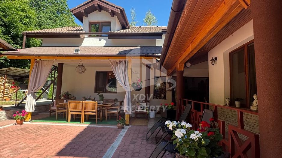 Vila  Frumoasa , Sibiu ,6 camere , 5 Bai , mobilata ,utilata - Poză 10
