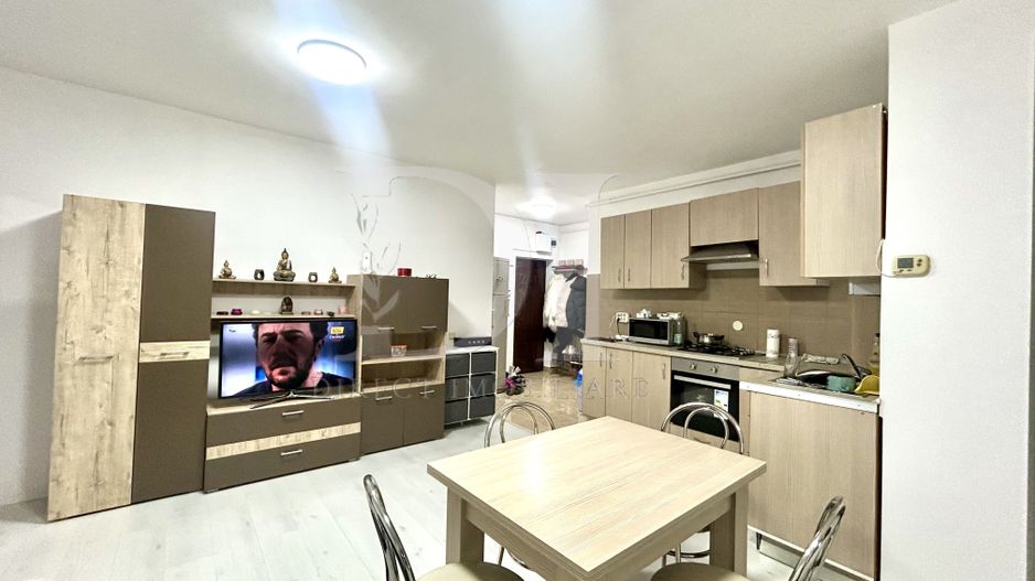 Apartament de Vanzare /  Zona Vivo / Floresti - Poză 8