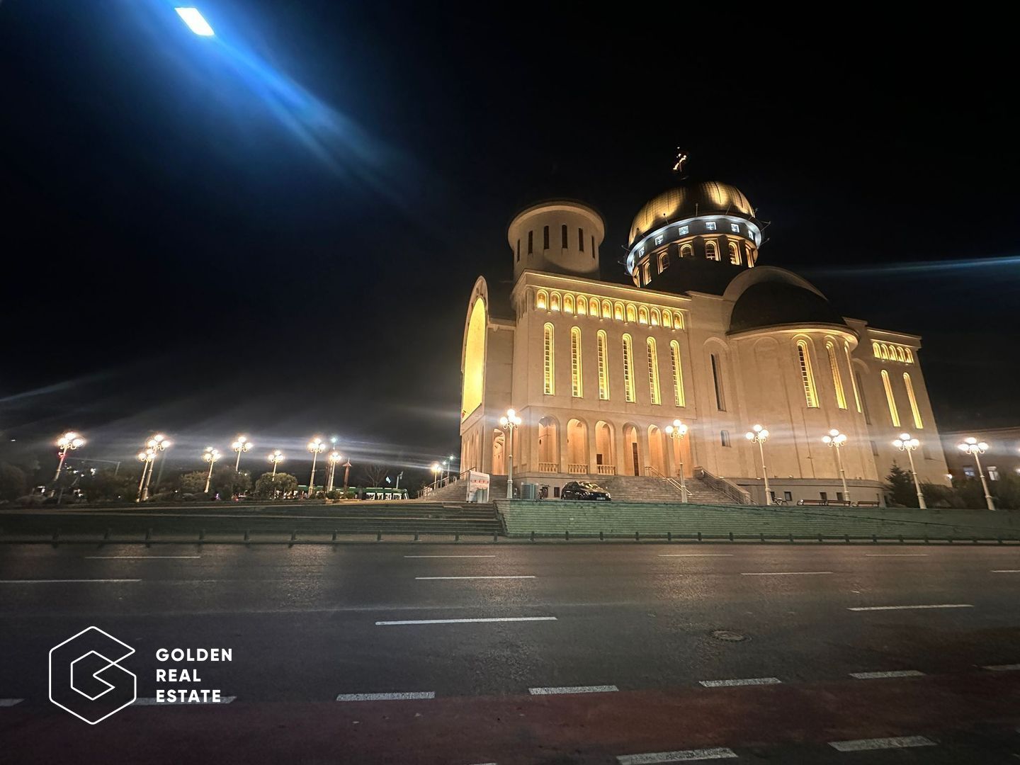 Apartament la cheie, 2 camere, Podgoria, etaj 1, centrala termica si balcon - Poză 12