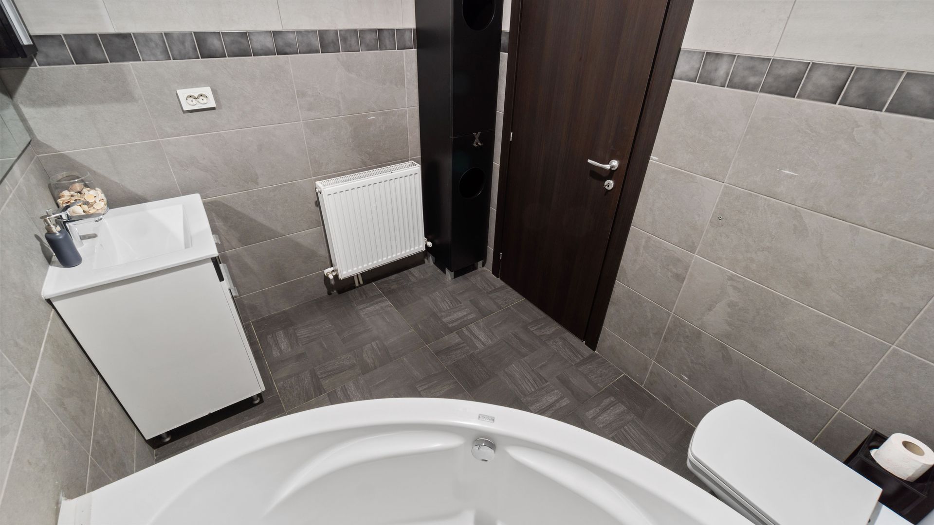 2 Camere la 7 min Metrou Pacii Bloc Nou Centrala Proprie Gorjului 2020 - Poză 5