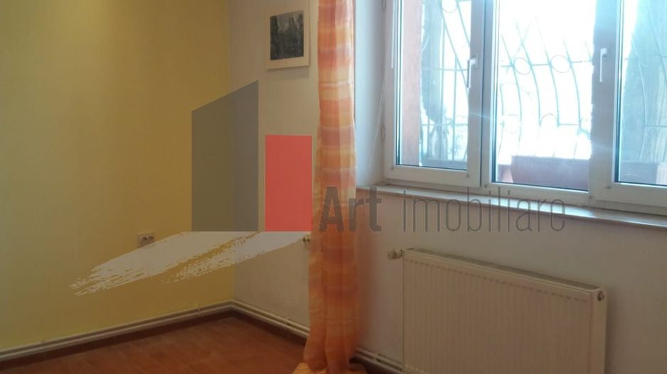 Apartament de 4 camere in vila - Poză 6