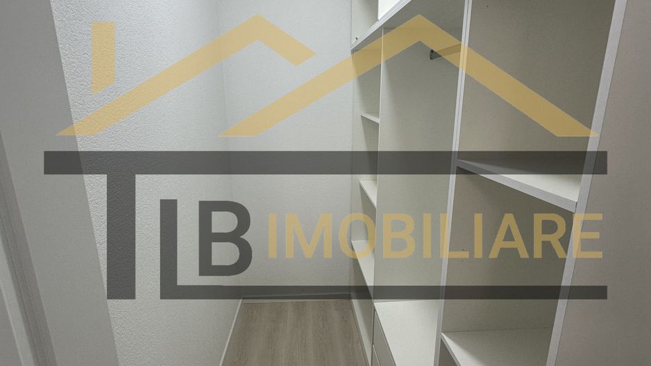 Apartament de 4 camere, 100mp, parcare, Zona Centrala - Poză 12