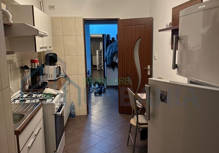 Apartament de vânzare 2 ca.ere Iasi Târgu cucu, et1 - Poză 3