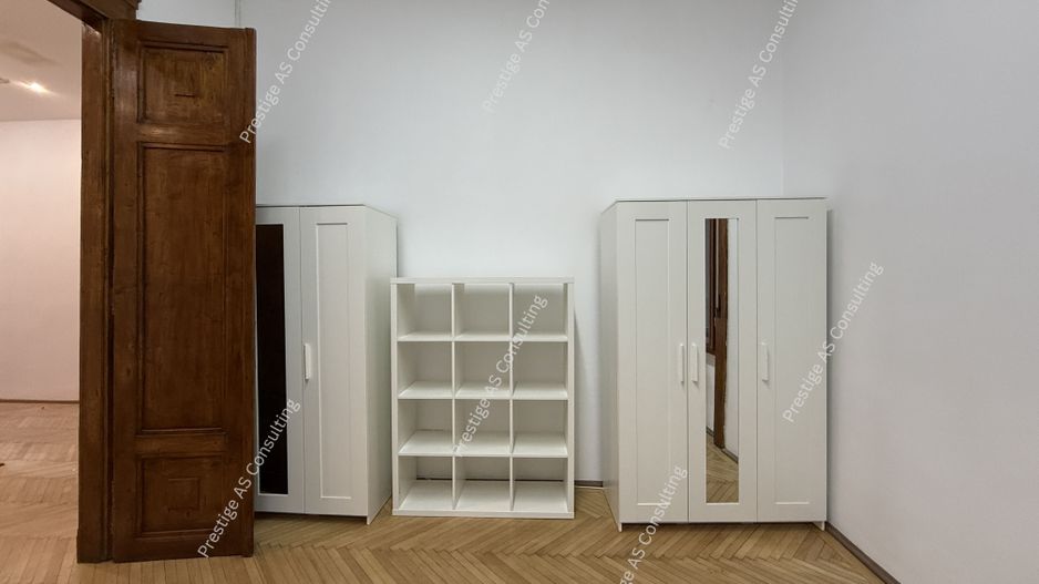 Apartament Patrimonial 150 mp | Balcon cu vedere directa spre Piata Victoriei - Poză 24