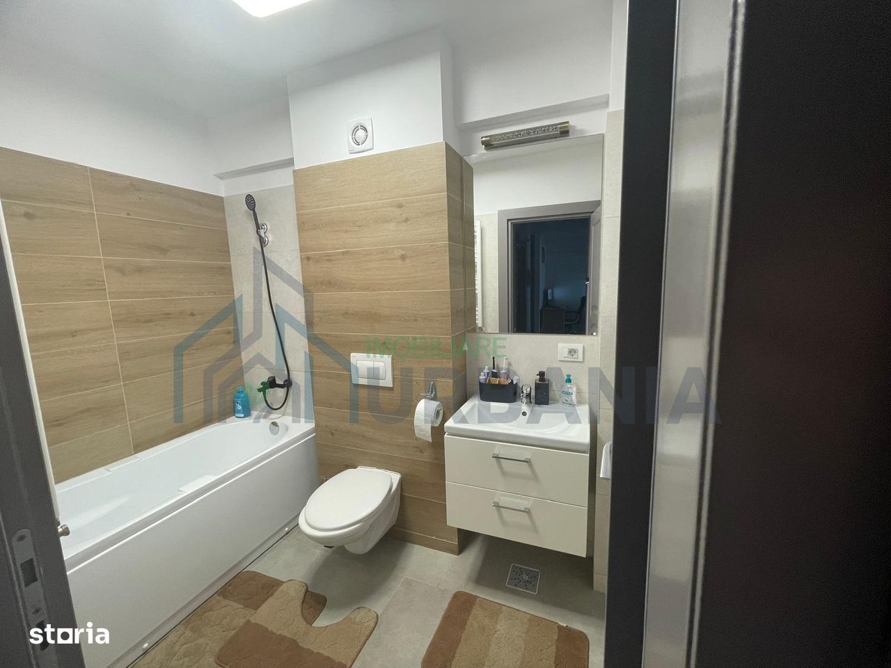 De vanzare apartament 3 camere zona Sos Voinesti, langa noul Kaufland - Poză 5