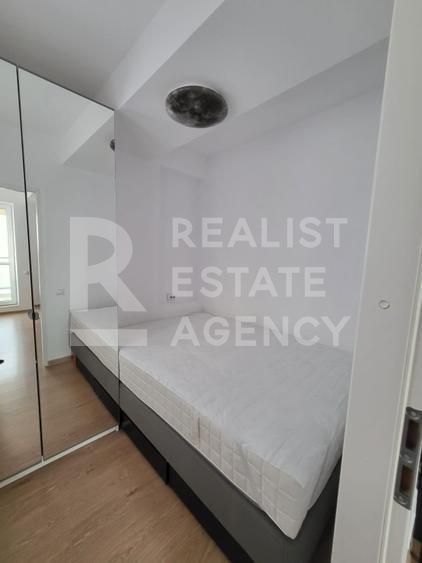 Studio semidecomandat cu zonă de dormit separată + parcare subterană - Poză 6