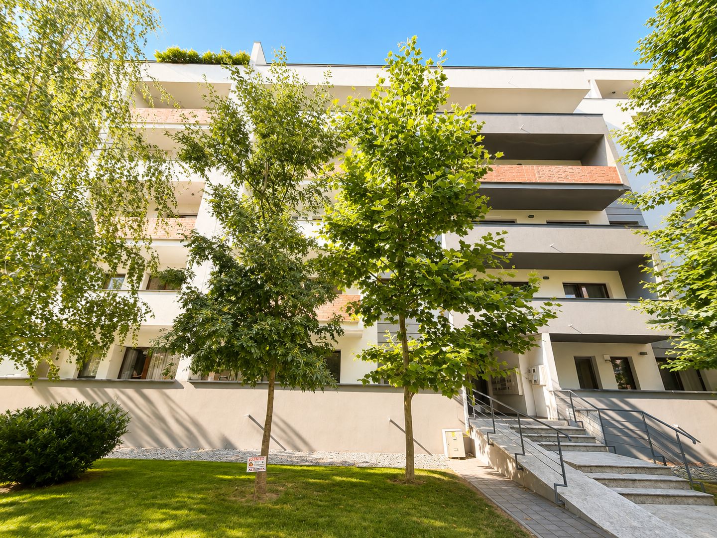 2 camere + terasă 15 mp+parcare inclusă | cartier Europa | 0% comision - Poză 1