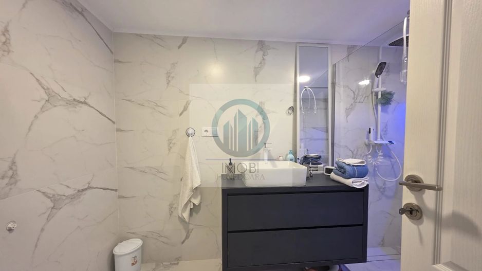 Casa renovata priveliște superba catre Cetatea Devei – Str. Calugareni - Poză 6