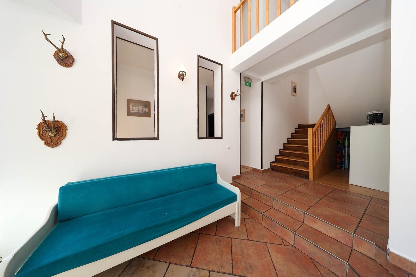 Vilă spațioasă de vânzare în Predeluț, Bran | 2000mp - Poză 7