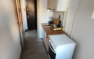 Garsonieră decomandată - Poză 1