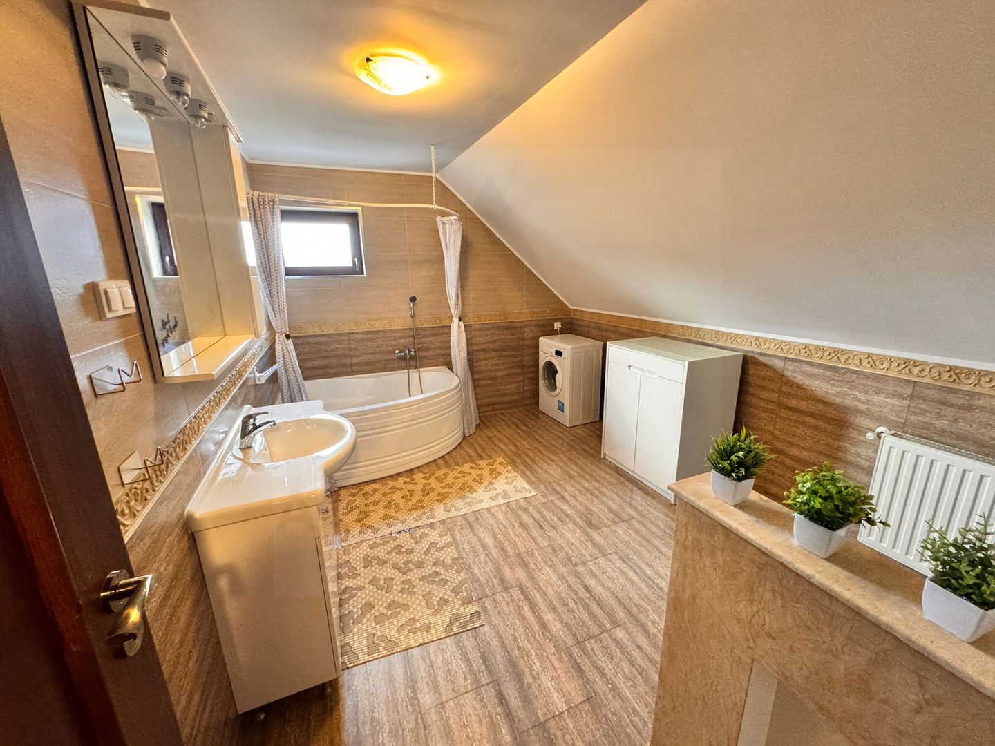 Apartament modern 3 camere 80 mp utili parcare privata Ultracentral - Poză 10