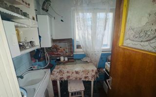 GARSONIERĂ DECOMANDATĂ CONFORT 1 ETAJ 1 CAMPULUNG VIȘOI - Poză 3