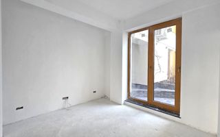 Apartament de vanzare 3 camere + curte 75mp***Domenii - Poză 8