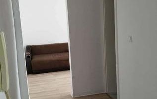 Apartament renovat zona Spital Judetean - Poză 1