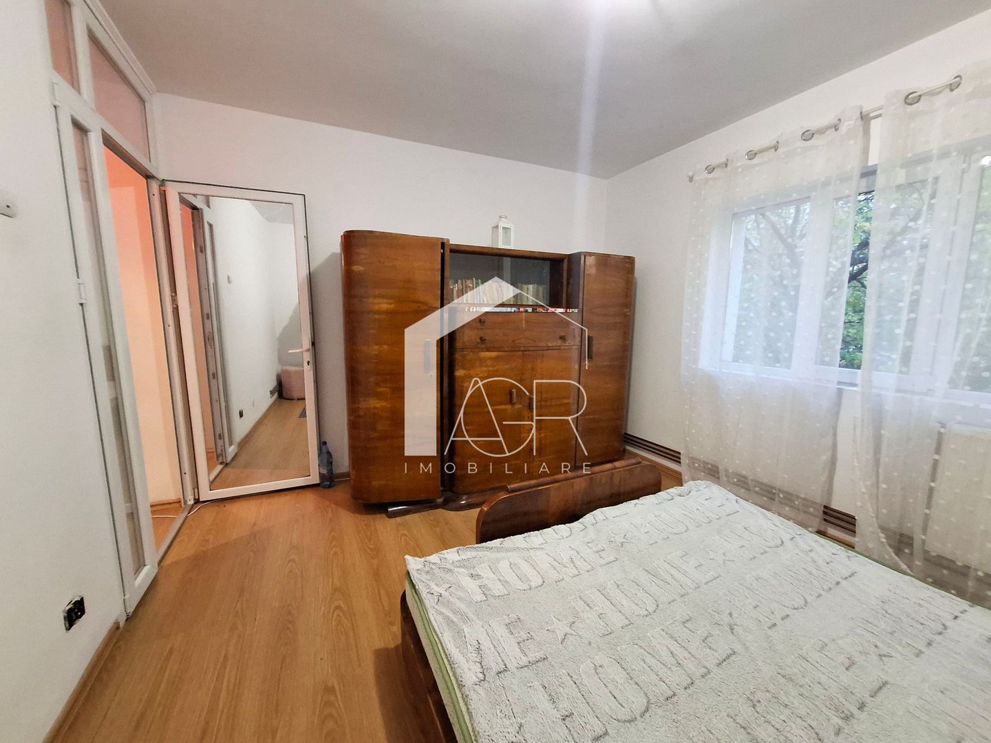 Apartament cu 2 camere de vanzare, zona Central - Poză 8