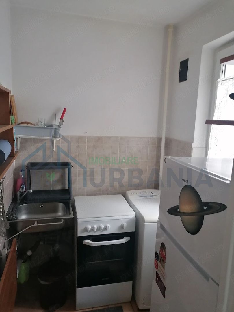 Garsonieră de închiriat în Podu Roș, Bulevardul Țuțora nr. 9, etaj 2 - Poză 3