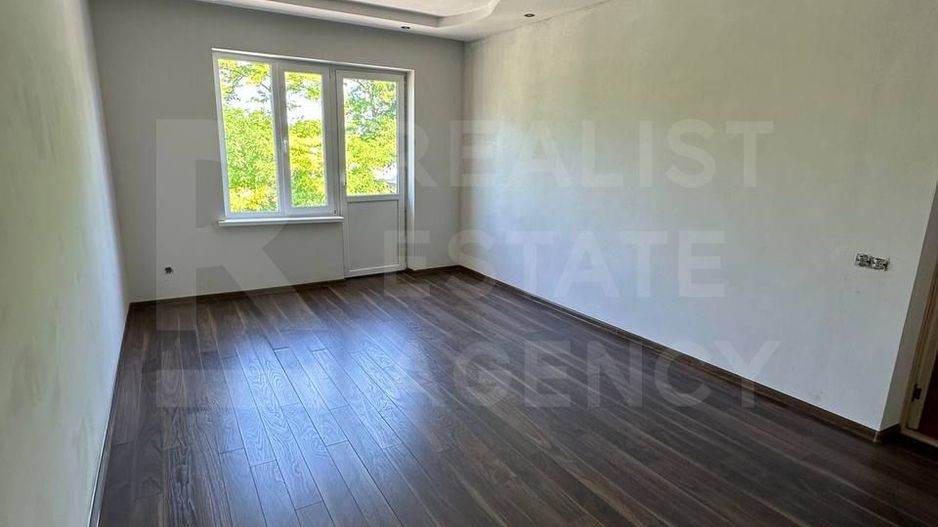 Vânzare 2 case pe un teritoriu, situată pe satul. Marandeni. - Poză 8