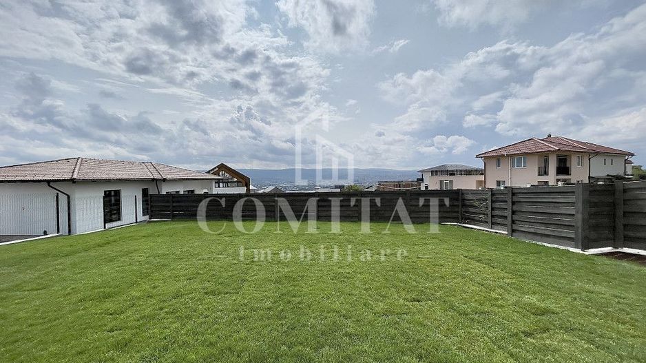 Casă ultramodernă cu terasă panoramică strada Voroneț - Poză 17