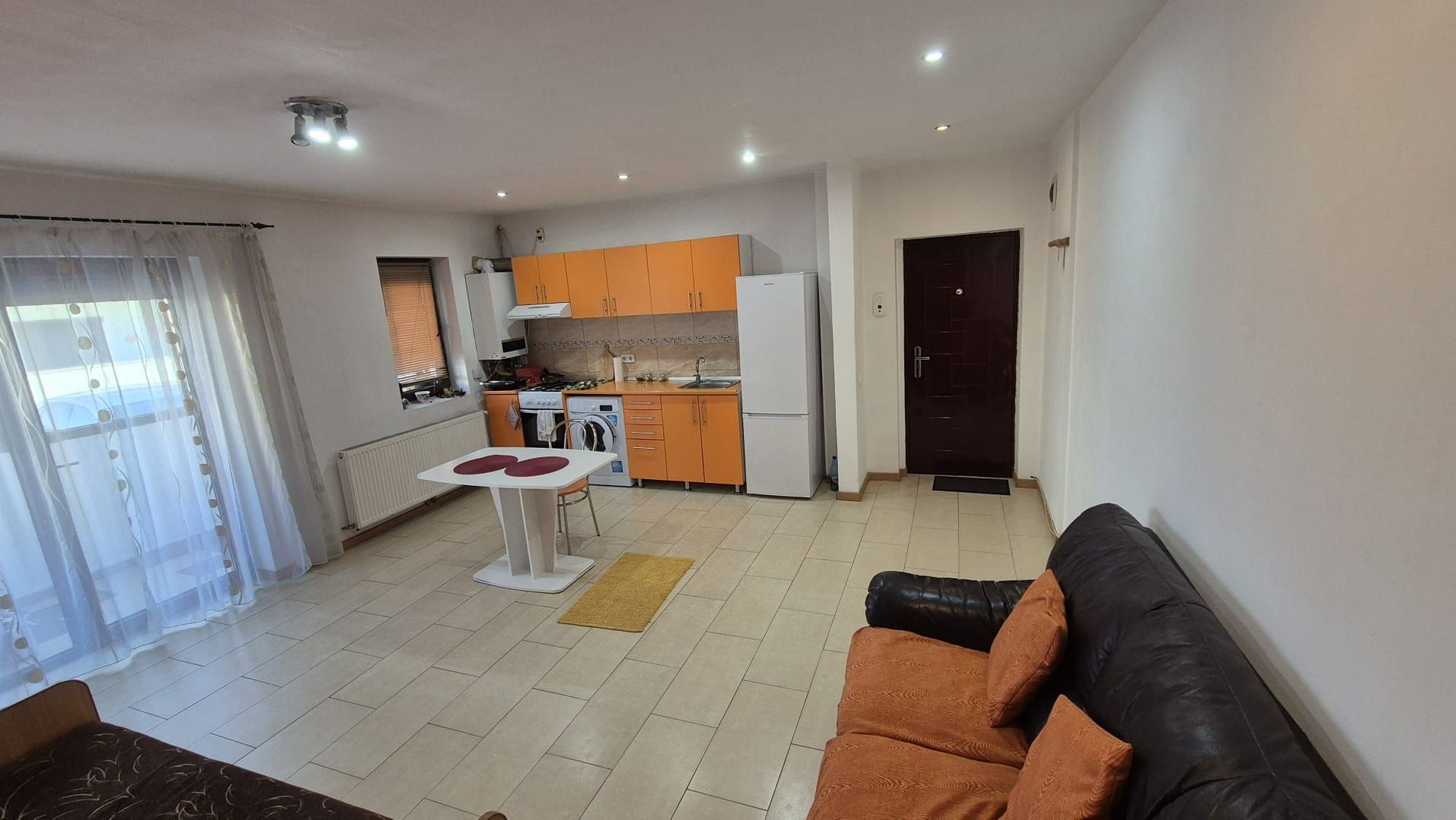 Apartament 2 camere de inchiriat, 50 mp utili, Zona Calea Turnisorului - Poză 1