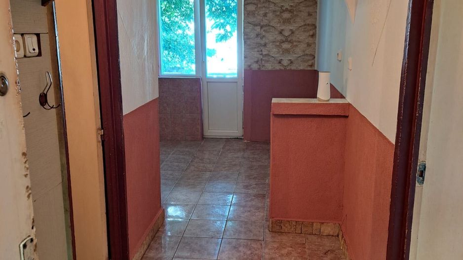 BRASADAS vinde garsoniera lux 37mp. Zona Ostrovului - Poză 1