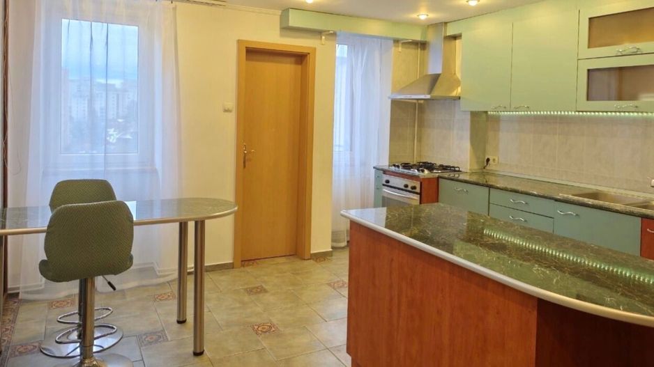 Apartament decomandat de închiriat 85 mp finisaje moderne etaj 7 Griviței - Poză 6