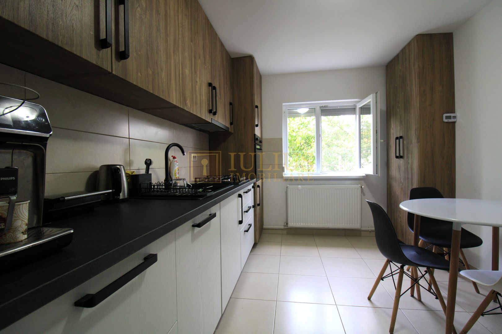 Giroc, plan parter, mobilat si utilat complet ! Loc parcare privat. - Poză 2