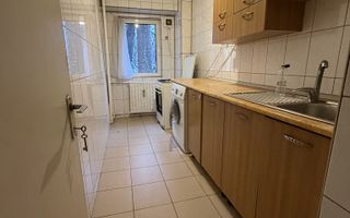 Vnazare garsoniera spatioasa 40mp, bloc 1988, Titan- Costin Georgian - Poză 5