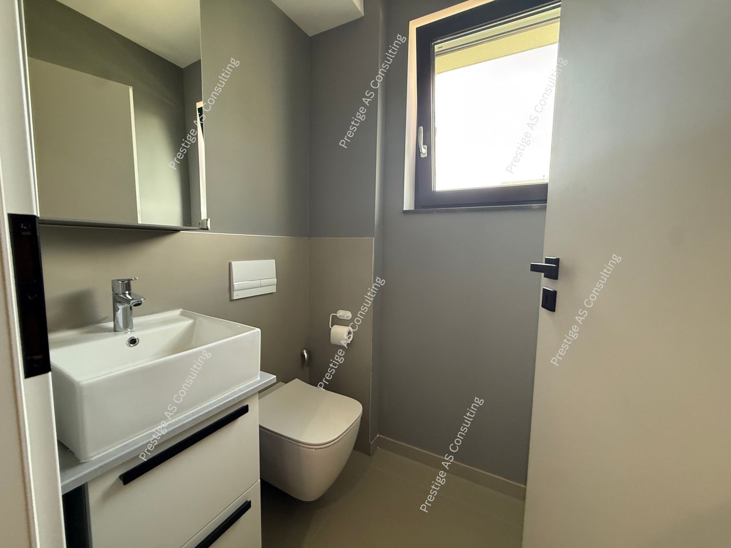 Apartament modern cu 3 camere | Parter inalt + Loc de parcare | Calea Aradului - Poză 11