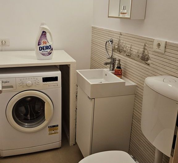 De inchiriat un apartament cu 4 camere, Lujerului, parcare inclusa - Poză 11