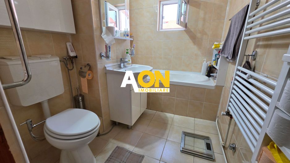 Apartament 4 Camere, 2 Bai, Etaj 3, Zona Cetate - Poză 6